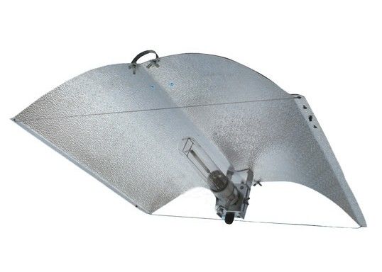 Tamanho opcional da cobertura larga para crescer refletores leves Wing Plant Lighting ajustável
