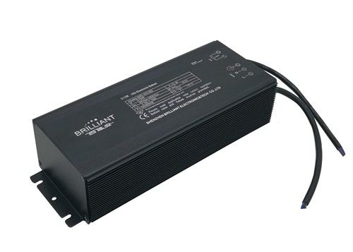 reator eletrônico CMH Philips CosmoPolis de 160Hz CDM MH